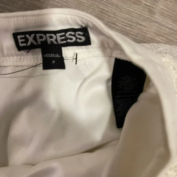 Express Cream Lace A-Line Skirt - Picture 2 of 6